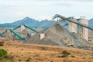  1 Mogalakwena Mine – Abbau von Platingruppenmetallen • Mogalakwena Mine – mining of platinum group metals 