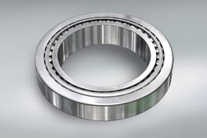  Eine neue Baureihe von Kegelrollenlagern wurde speziell für die ­Antriebe von schweren Baumaschinen entwickelt • A new series of tapered roller bearings has been specially developed for the drives of heavy-duty construction machines 