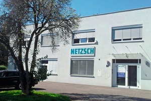  Das Gebäude der NETZSCH Pumpen &amp; Systeme Österreich GmbH in Linz • The company of NETZSCH Pumpen &amp; Systeme Österreich GmbH in Linz 
