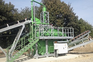  Seit März 2014 wäscht die CAB Compact-Anlage den Sand bei der Bernhard Glück Kies-Sand-Hartsteinsplitt GmbH am Standort Gräfelfing # The CAB compact system has been washing the sand in the Bernhard Glück Kies-Sand-Hartsteinsplitt GmbH in Gräfelfing since March 2014 