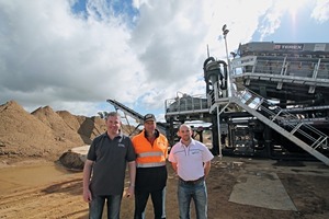  1 Fergal McPhillips, Vertriebsleiter, TWS, Graham Colburn, Owner Dubbo Sands, Niall Donaghy, Vertriebsleiter, Mineral Washing Systems (von links/from left) 