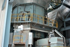  1 Loesche-Mühle Typ LM 48.4, Broceni/Letland # Loesche mill type LM 48.4, Broceni/Latvia 