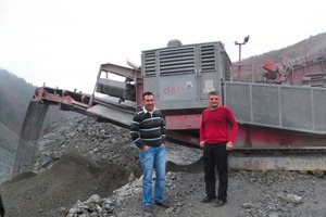  Daniel Bene (l.), managing director of Ben&amp;Ben, and Mugurel Farcas (r.), technical manager of Ben&amp;Ben, in front of the Innocrush 35   