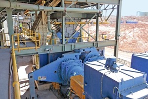  3 HPGR für die Vermahlung von Golderz in Australien • HPGR for grinding gold ore in Australia 