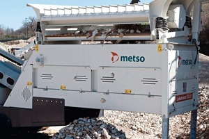  2 The Lokotrack jaw crusher in action, processing aggregates for the expansion of the Linth-Limmern power plants 