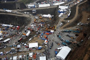  2	Durch Abbaufortschritt und Wiederverfüllung zentraler Bereiche werden sich die Flächen der steinexpo 2017 gegenüber früheren Messen erneut deutlich verändern 