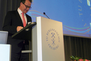  6	Hans-Joachim Welsch, Geschäftsführer ROGESA Roheisengesellschaft Saar mbH 