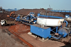  1	M2500 und AquaCycle für die Eisenerzwaschanlage von Bhushan • Bhushan M2500 and ­AquaCycle on iron ore washing application 