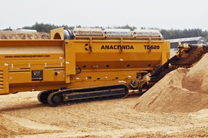  Die TD620 verfügt über maximale Beweglichkeit beim Transport oder auf der Baustelle durch Achs- bzw. Raupenfahrwerk 