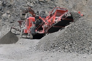  Der neue Terex<sup>®</sup> Finlay I-100RS im Einsatz in einem Steinbruch • The new Terex<sup>®</sup> Finlay I-100RS in operation in a quarry 
