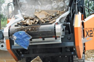  Splitter X2 in operation with scrap 