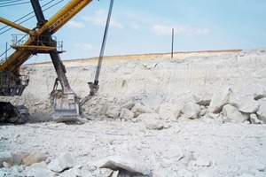  	Heap of material in the vicinity of a bucket excavator 