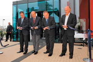  From left: Andrzej Frosztega, Managing Director of Endress+Hauser Poland, Adam Grehl, Vice President of Wrocław, Jaroslaw Duda, State Secretary in the Ministry of Labour and Social Policy, and Klaus Endress, CEO of the Endress+Hauser Group 