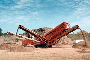  	Triple-deck screen mounted on crawler tracks (Sandvik) 