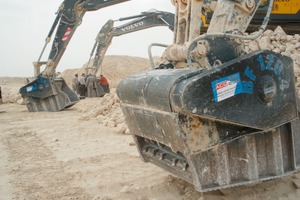  MB Crusher Buckets 