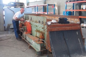  Screening machine manufactured in 1940 before (a) and after (b) overhaul 