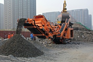  2	5500 t Altasphalt und -beton wurden vor Ort aufbereitet • 5500 t asphalt and concrete were processed on site 