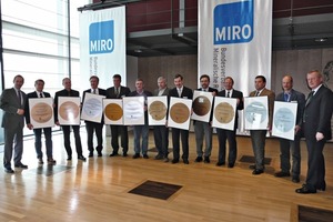  Im Rahmen des MIRO-Arbeitssicherheitswettbewerbes wurden ­Urkunden für die Bestplatzierten vergeben • Within the MIRO-­occupational health and safety competition certificates were given to the best-placed contestants  