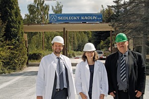  17 Junio manager Vojtěch Zítko jun. (l.) and project manager Petr Šustek present Ulrike Mehl, Editor of AT MINERAL PROCESSING recent modernisation measures during the plant tour 