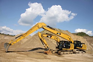  <div class="bildtext">2 The excavator ‘embrace’ clearly shows the reach of the boom</div> 