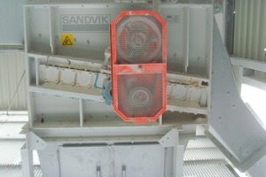  	The Sandvik SR roller screen in action 