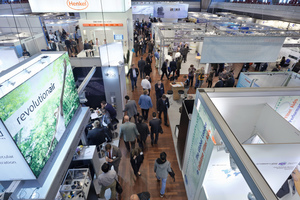  Filtech 2013 – Blick in die Messehalle • Filtech 2013 – View into the exhibition hall 