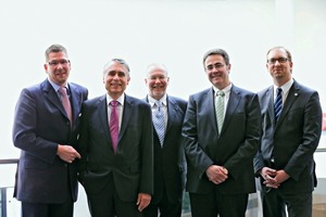  Der Vorstand v.l.n.r.: Stefan Penno, Stefan Zöbisch, Jochen Baumgartner, Michael Hengl, Wolfram Kreisel • The executive board, from left to right: Stefan Penno, Stefan Zöbisch, Jochen Baumgartner, Michael Hengl, Wolfram Kreisel  