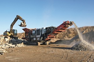  Der neue mobile Sandvik Backenbrecher QJ 241 • The new mobile Sandvik QJ 241 jaw crusher 