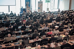  In diesem Jahr findet die Veranstaltung mit etwa 500 Teilnehmern im Kongresszentrum Eurogress in Aachen statt • This year the event will take place with about 500 participants at the congress centre Eurogress in Aachen  