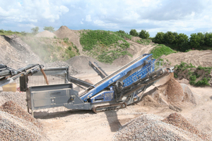  5 The new mobile jaw crusher generation from Kleemann, the Mobicat MC 110 Z EVO2 reliably classifies the feed material in up to four final grain sizes 