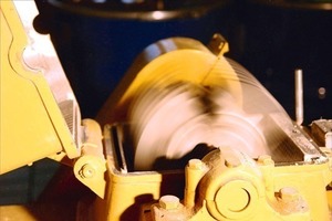  Hammer mill in the MVT laboratory at the OHM University in Nuremberg 