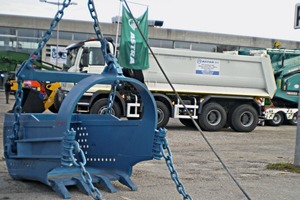  Schleppschaufel für Seilbagger • Dragline buckets for cable dredgers 