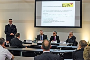  DSIV-Versammlung auf der Schüttgut 2014 • DSIV Meeting at the Bulk Solids 2014 