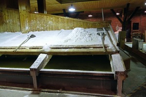  5 During the evening event the old technique of salt boiling was demonstrated 