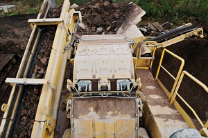  <div class="bildtext">4 At the heart of the machine lies the directly driven Keestrack type 1113 crusher unit</div> 