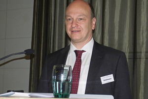  Prof. Dr.-Ing. Daniel Goldmann  