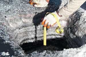  6	Kontrolle der Sonde nach der Bohrung • Checking the probe after the drilling  