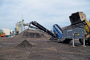 <div class="bildtext">1 With the combination of the mobile three-deck MS&nbsp;16&nbsp;D MOBISCREEN and BA&nbsp;4000 stationary mixing plant, the Juchem Group optimized its recycling process</div> 