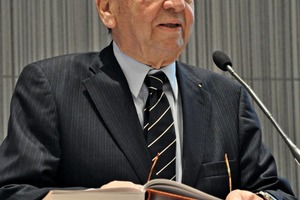  Professor Karl J. Thomé-Kozmiensky 