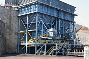  In-Pit-Zerkleinerungs- und Fördersystem • In-Pit crushing and conveying system 