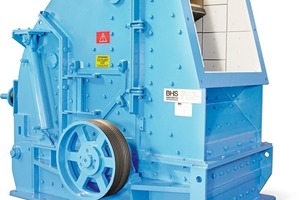  2 Ideal für die Vorzerkleinerung: Die BHS-Prallmühle vom Typ&nbsp;PM&nbsp;1010 mit maximaler Durchsatzleistung von 100&nbsp;t/h • Ideal for primary comminution: BHS PM&nbsp;1010 impact mill with a maximum throughput rate of 100&nbsp;t/h 