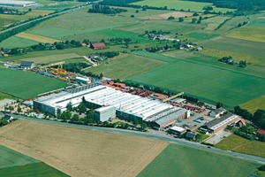  2 Standort der AUMUND Fördertechnik in Rheinberg # Company site of AUMUND Fördertechnik in Rheinberg/Germany 