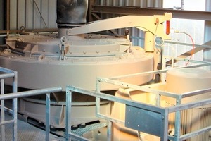  3 BHS-Rotorschleuderbrecher zur Herstellung von Quarzsand • BHS rotor centrifugal crusher for the production of silica sand 