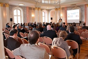  Teilnehmer der Veranstaltung 2010 im Schloss Ettlingen 