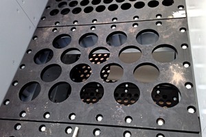  2 Sieblochbleche&nbsp; # Perforated screen plates 
