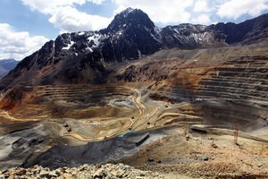  Luftaufnahme Bergwerk Andina • Aerial view of the Andina mine 