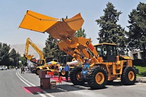  Aussteller auf der internationalen Fachmesse für Bau- und Bergbau in Teheran • Exhibitor at the international trade fair for construction and mining in Tehran 