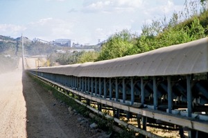  2	Bandanlage • Conveyor belt system 