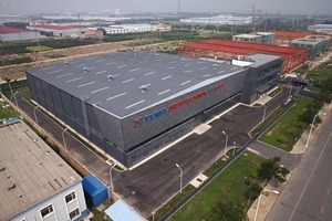  20 Werksneubau in Wuqing, Tianjin/VR China, mit chinesischen Architekten und Bauunternehmen realisiert • New plant in Wuqing, Tianjin/VR China, realized with Chinese architects and building contractors 