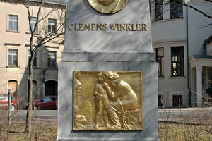  <div class="bildtext">5 Monument to Clemens Winkler, Wallstrasse, Freiberg </div> 
